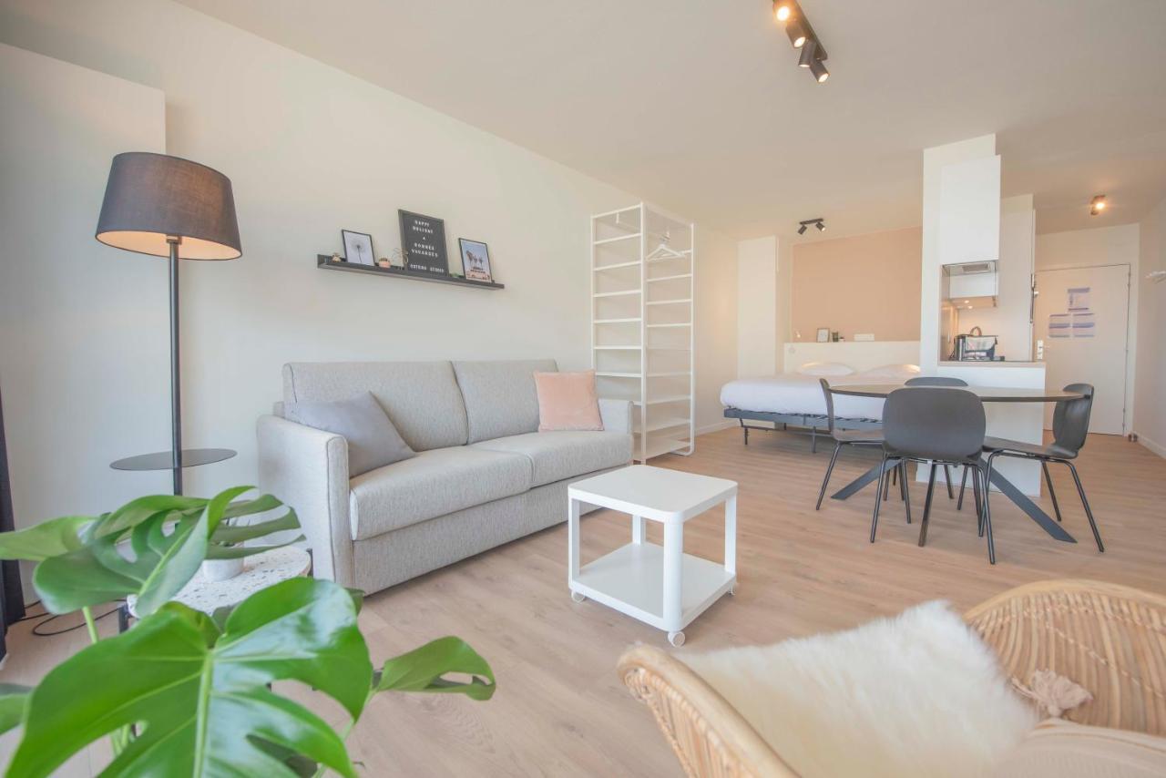 Ostend Studio * Ostenda